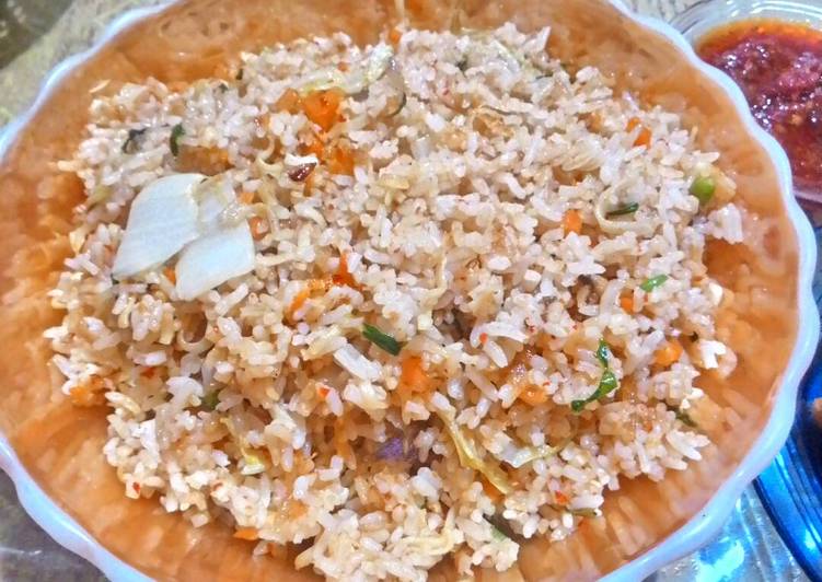 resep lengkap untuk Nasi goreng Sayuran