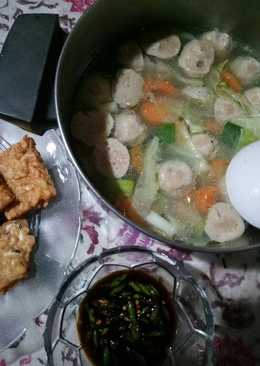 7. Sayur sop bakso