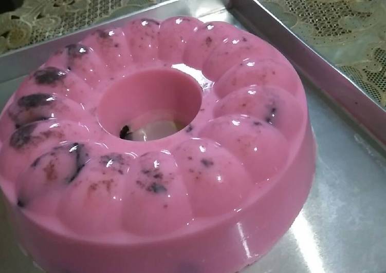 Resep Strawberry milky oreo pudding (Nyam2 oreo wannabe) ?????? Kiriman
dari Amelia September