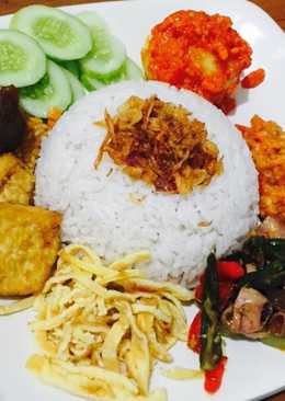 Nasi Uduk Tradisional