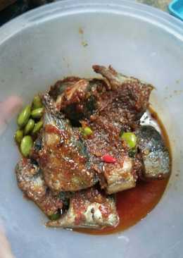 Tongkol balado sambal petei