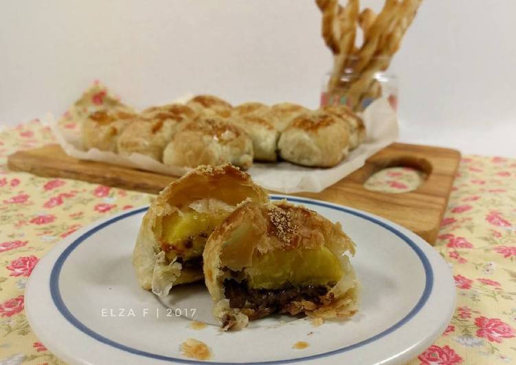 gambar untuk cara membuat Pisang Bolen Puff Pastry