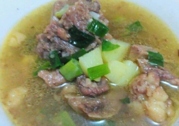 gambar untuk resep makanan Sop tulang iga sapi