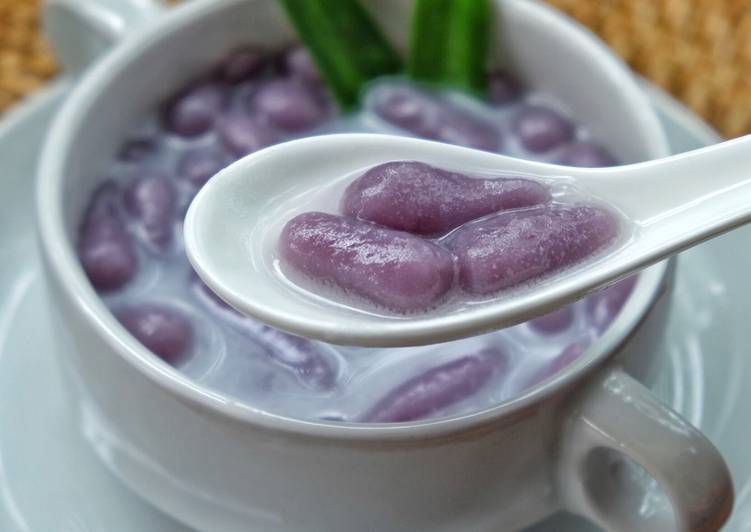 bahan dan cara membuat Katiri mandi ubi ungu (bubur candil)