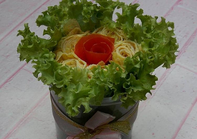 gambar untuk resep Lunch Bouquet ( Buket Makan Siang, Tumis daging)