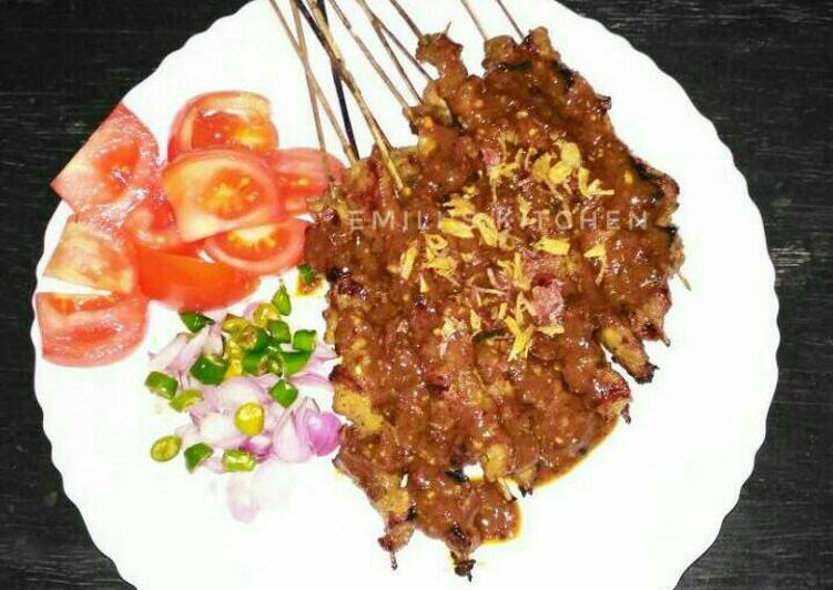 Resep Sate Ayam Pedas Manis (empuk & bumbu meresap) oleh 