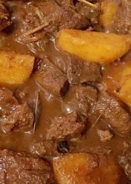 Semur daging kentang