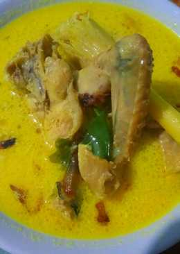 Opor Ayam Kampung