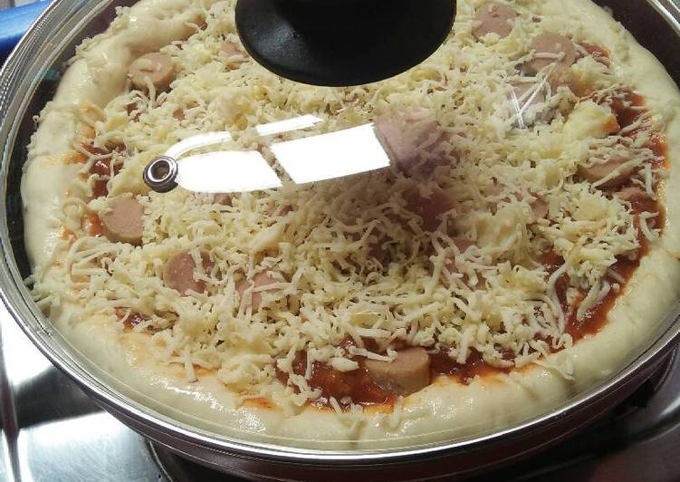 resep lengkap untuk Pizza teflon lembut dan simpel