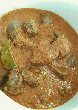 Gulai (kalio) hati sapi