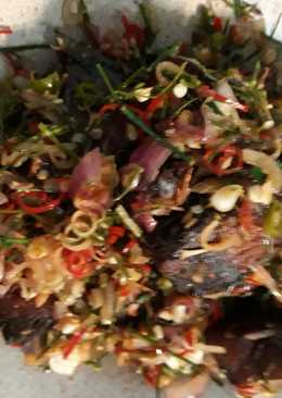 Ikan tongkol sambal mentah