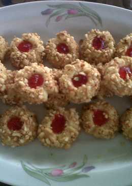 Strawberry thumbprint cookies