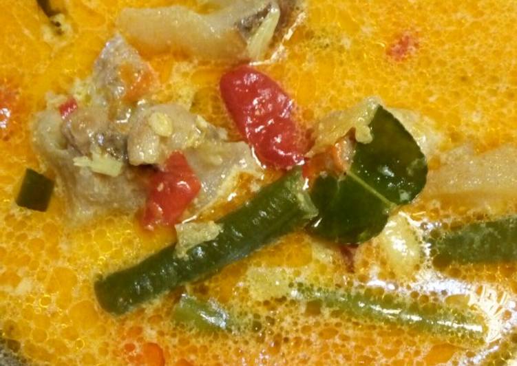 Gulai tunjang kacang panjang foto resep utama