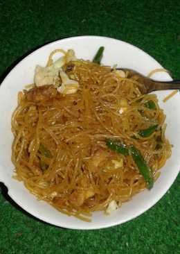 Bihun goreng kecap