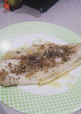 Dory Fish with Lemon Butter Sauce