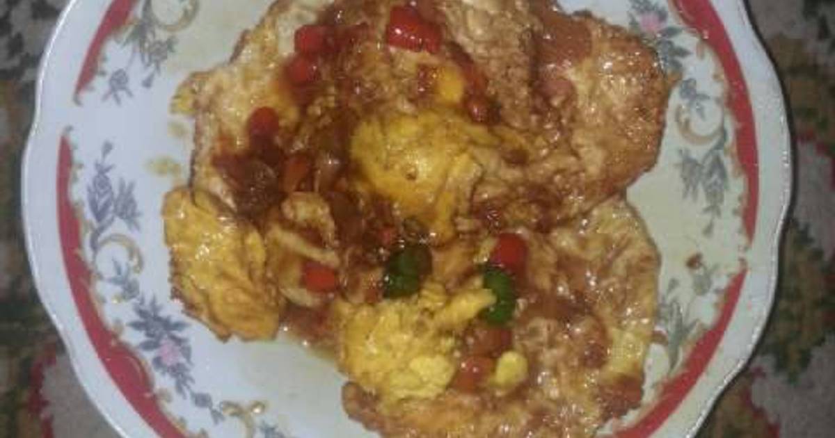  Resep Telur ceplok kuah kecap pedass oleh Elina Mahira 