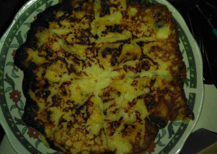 gambar untuk cara membuat Pizza/pancake pisang ala banjar a.k.a lempeng ??