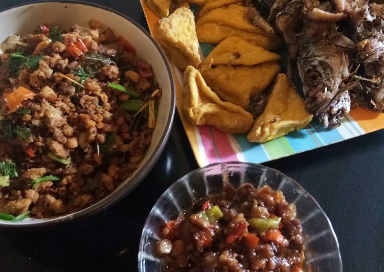 resep makanan Paket Ikan Kembung, Tahu Goreng, Oncom Pedas, Sambal Tauco