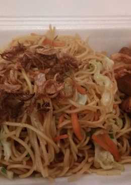 Mie Goreng dan Siomay Tahu