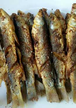 Ikan belanak goreng gurih