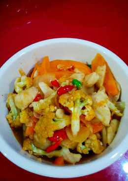 Sayur& bakso tuna(masak bumbu tomyam)