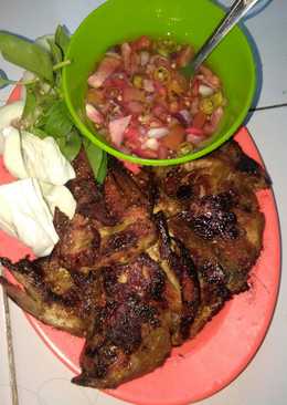 Nila bakar madu pedas+ sambel colo-colo maluku