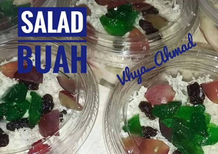 bahan dan cara membuat Salad Buah