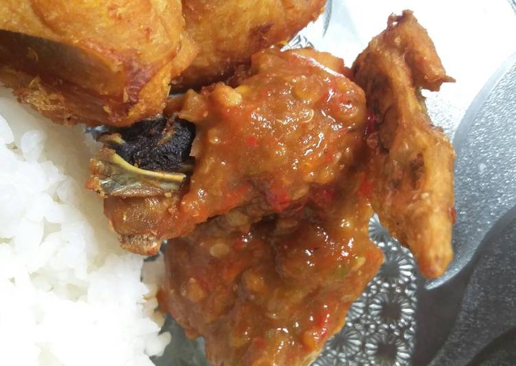 resep masakan Ayam Penyet Pedas Mantap