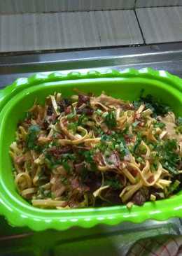 Mi goreng jamur kuping saus tiram