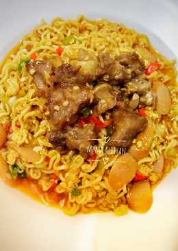 43. Indomie Nyemek