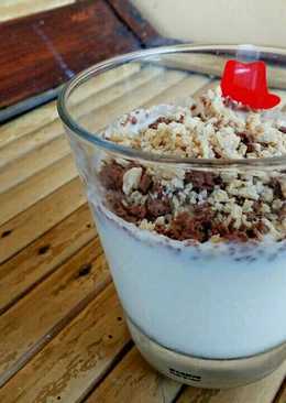 Yogurt with Choco Oat Crumble