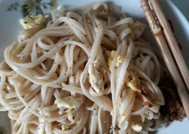 resep lengkap untuk Mi Goreng Keju ala ala Spaghetti