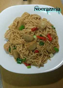 Mie oseng bakso pedas simple (pakai minyak ayam)