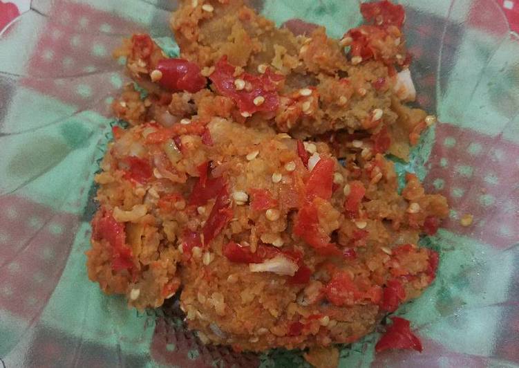 resep lengkap untuk Ayam geprek sambel bawang setan