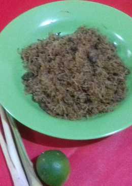 Serundeng daging kambing