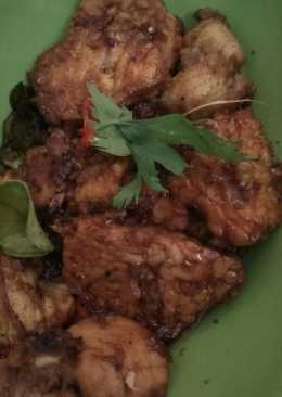 6. Ayam tahu kecap