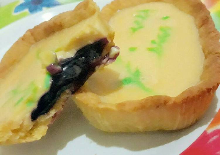 Resep Blueberry creamcheese pie Karya Kareema Ayu