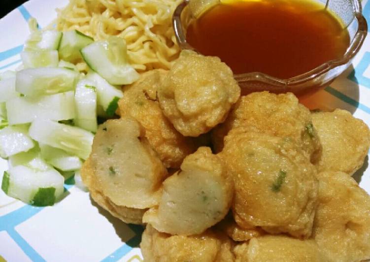 gambar untuk cara membuat Pempek adaan langsung goreng tanpa ribet empukkk pula ??