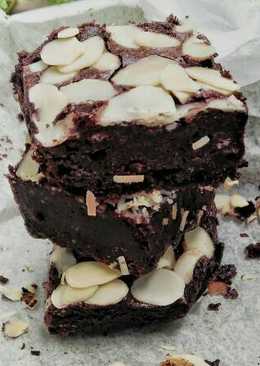 Shiny and fudgy brownies