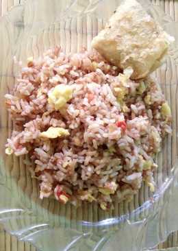 Nasi goreng nasi merah