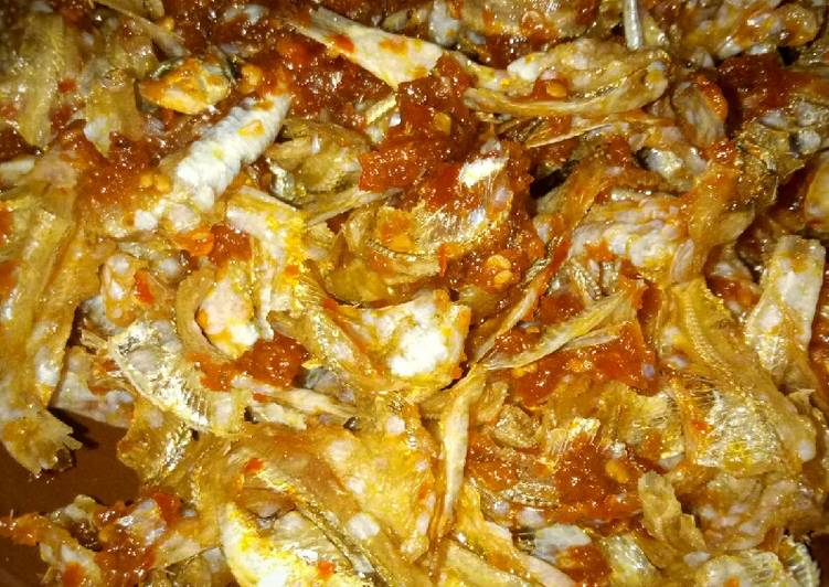 gambar untuk resep makanan Balado ikan asin kapasan tawar by novie