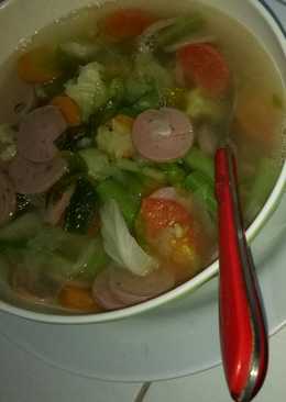 Sop sayur sosis