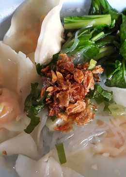 Wonton soup / pangsit kuah