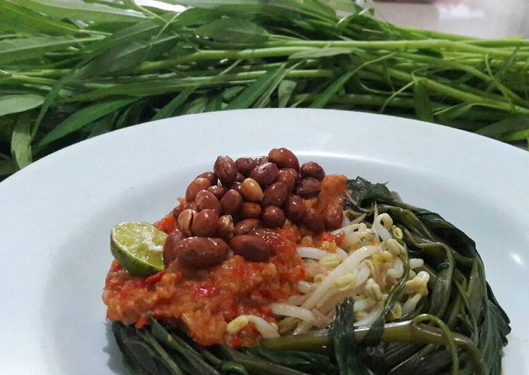 gambar untuk resep Plecing kangkung khas lombok