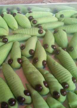 Kue ulat daun jambu
