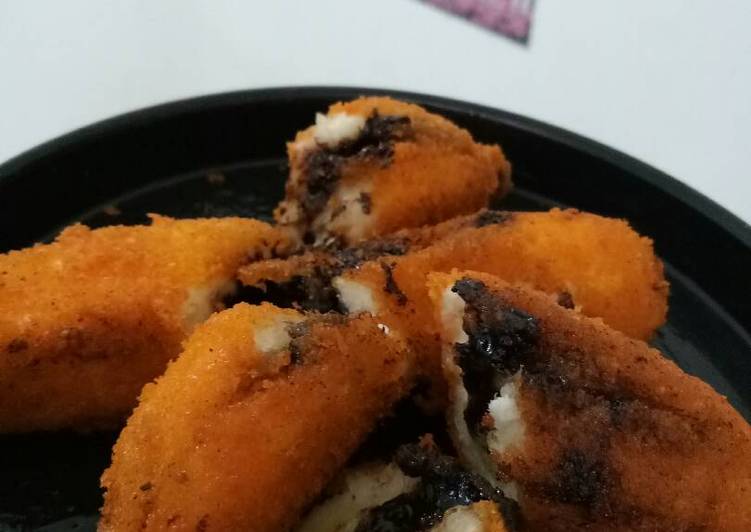 Resep Pisang goreng crispy coklat lumer oleh nurul awwalun ...