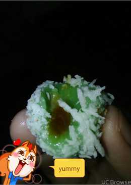 Kue Klepon Pandan