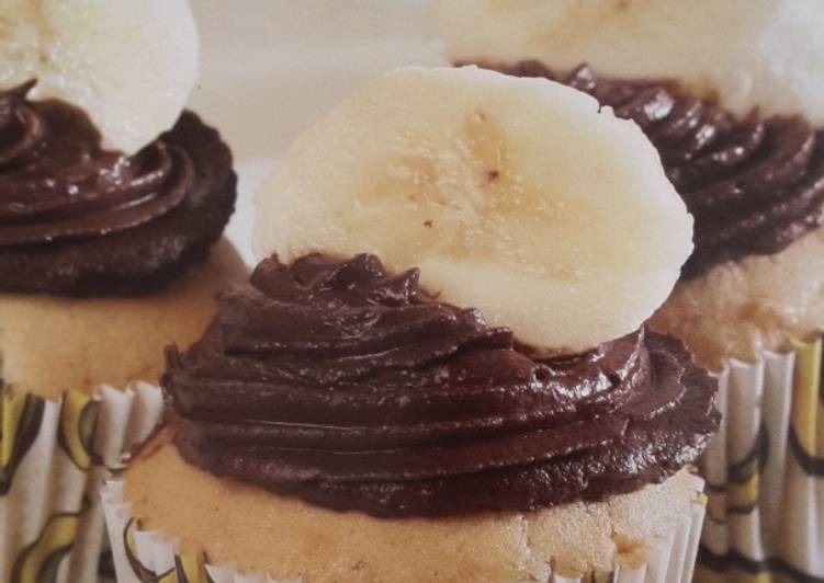 gambar untuk resep makanan Banana cup cake