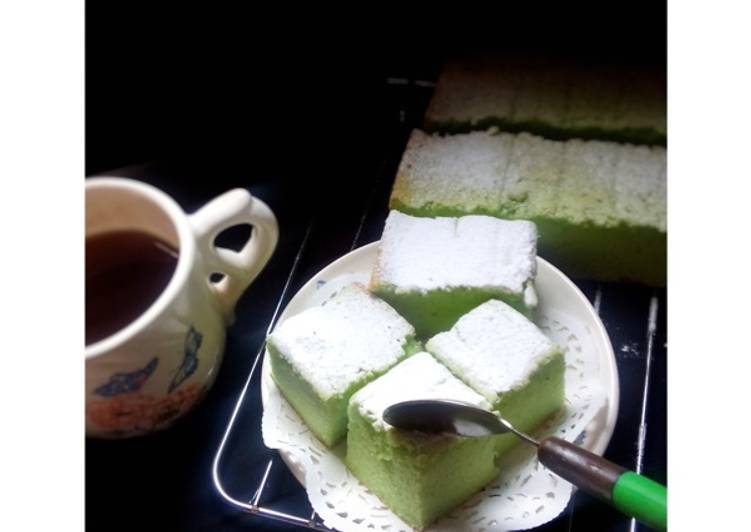 gambar untuk resep makanan Bolu pandan potong