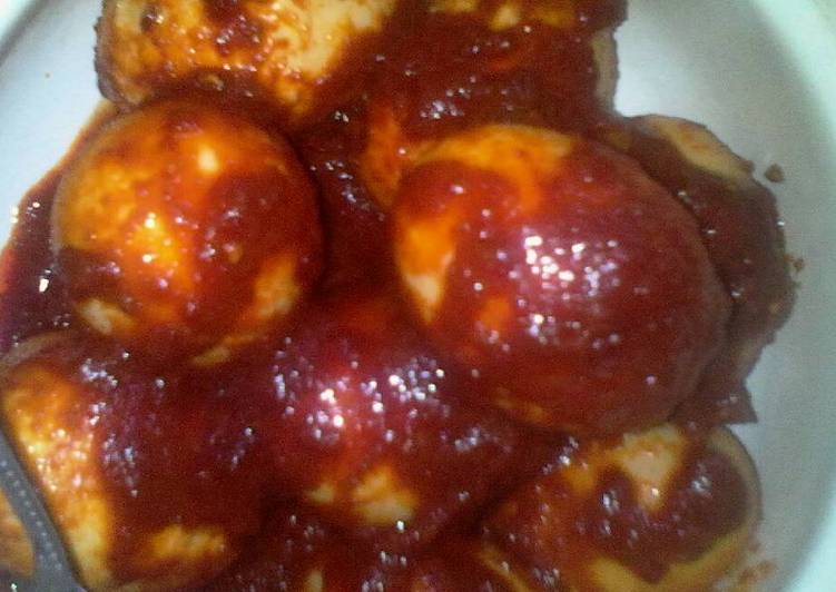 Telur balado